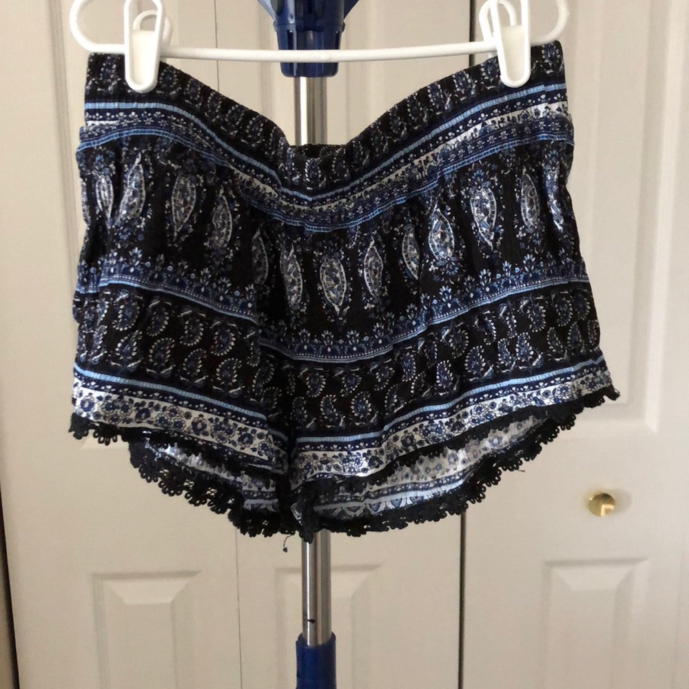 Flowy shorts